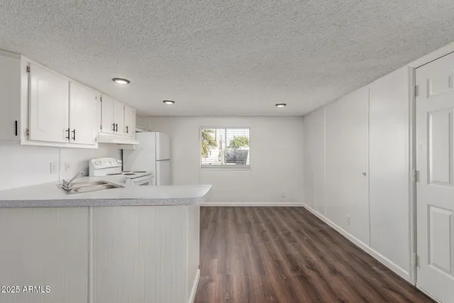 $45,000 | 2605 West Van Buren Street, Unit 62, Phoenix, AZ 85009