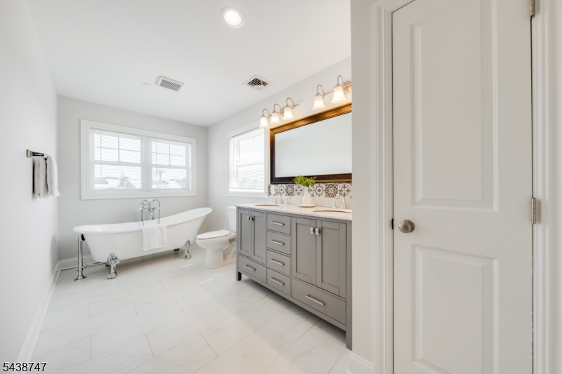 569 Springfield Avenue, Unit 7 Berkeley Heights, NJ 07922 - Photo 28 of 40