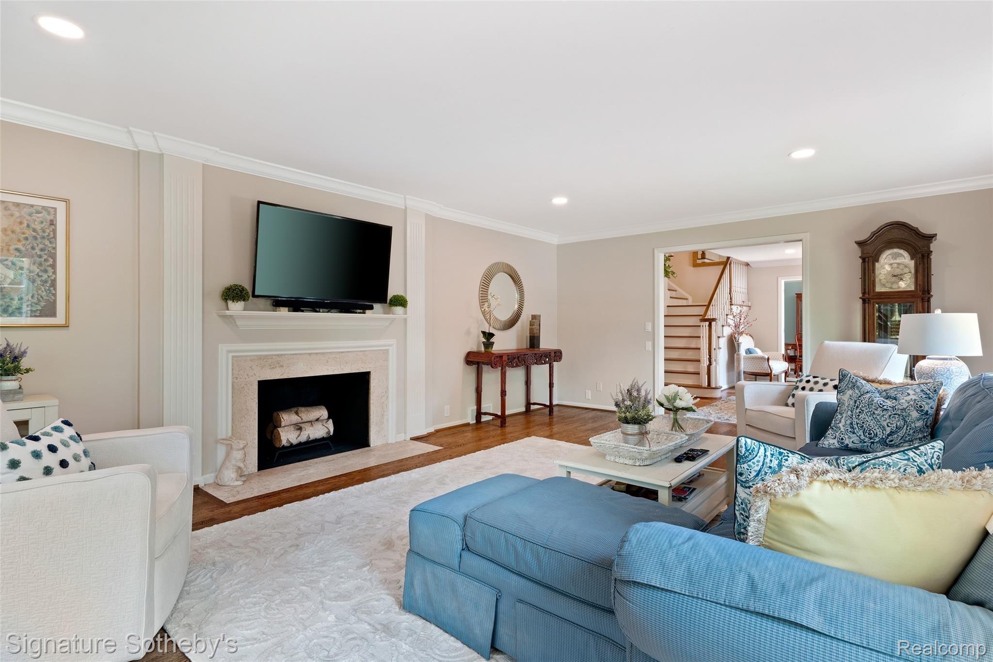 1176 Covington Road Bloomfield Hills, MI 48301 - Photo 7 of 65 1176-Covington-Rd-11.jpg