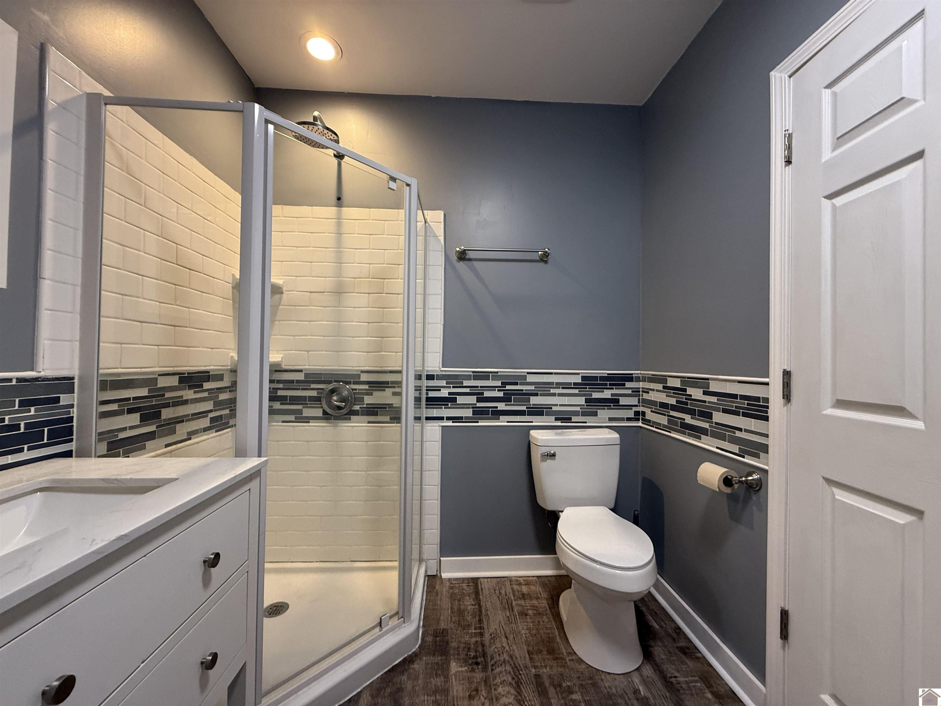 307 3rd Street Hazel, KY 42049 - Photo 28 of 44 Full Hall Bath w/Laundry