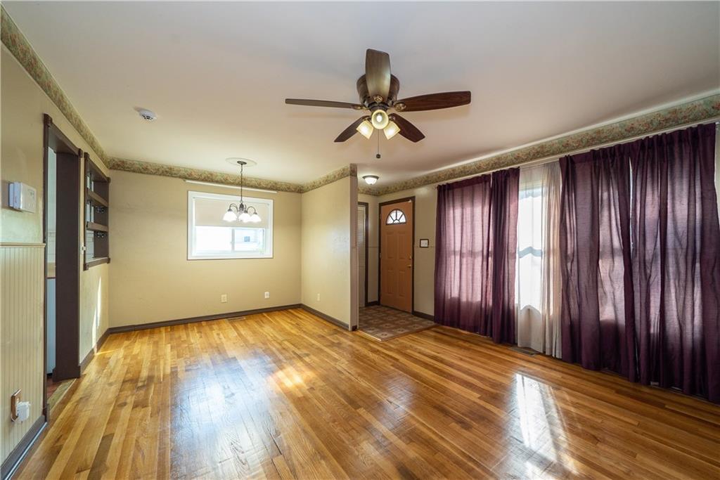 310 Spinning Road Dayton, OH 45431 - Photo 3 of 32