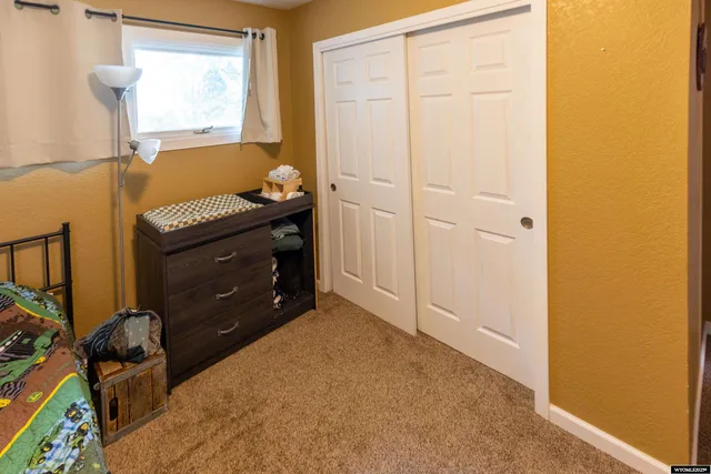 $385,000 | 926 Hobson Street, Lander, WY 82520