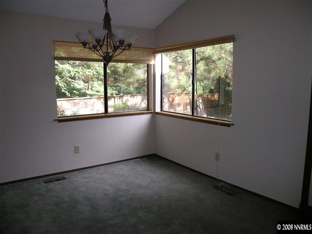 550 West Riverview Circle Reno, NV 89509 - Photo 3 of 9 Photo 3