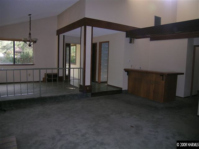 550 West Riverview Circle Reno, NV 89509 - Photo 5 of 9 Photo 5