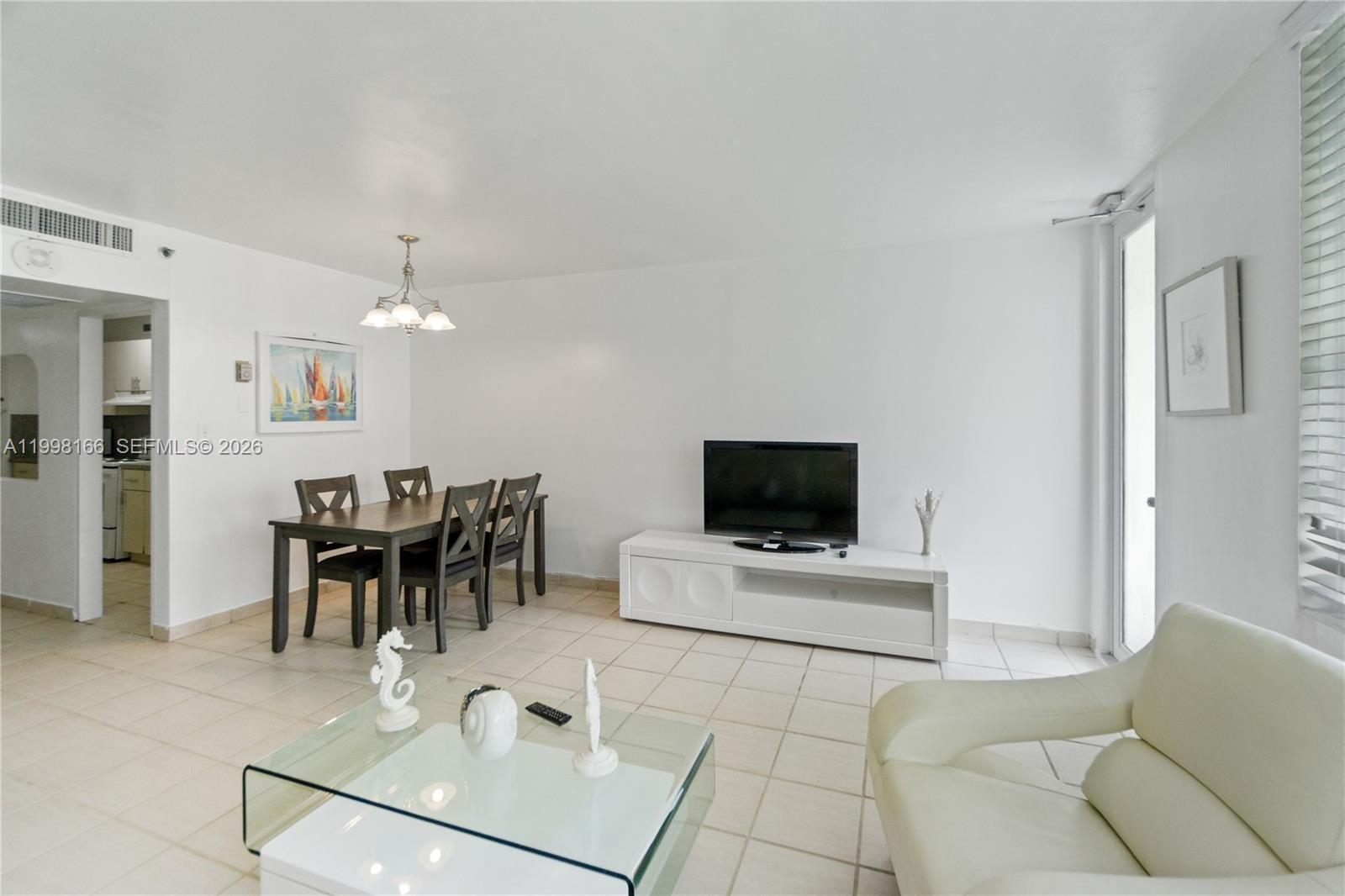 100 Lincoln Road, Unit 734 Miami Beach, FL 33139 - Photo 4 of 20