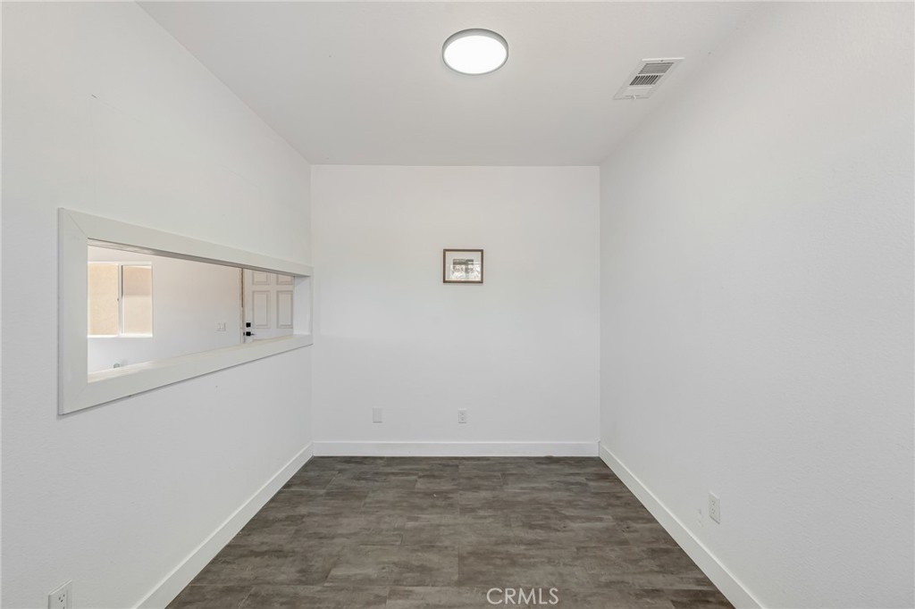 25811 Del Sol Road Apple Valley, CA 92308 - Photo 20 of 35