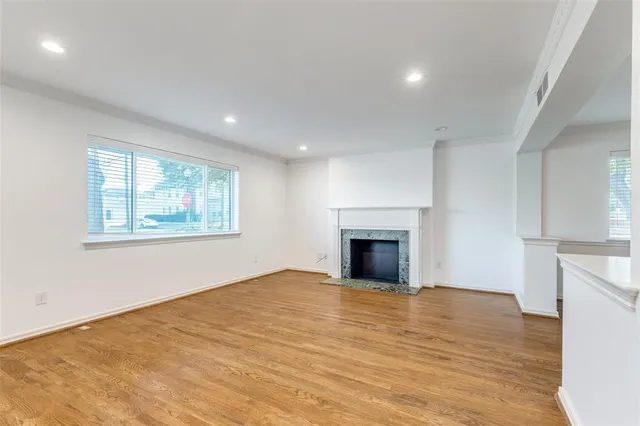 $4,800 | 6201 Worth Street, Dallas, TX 75214