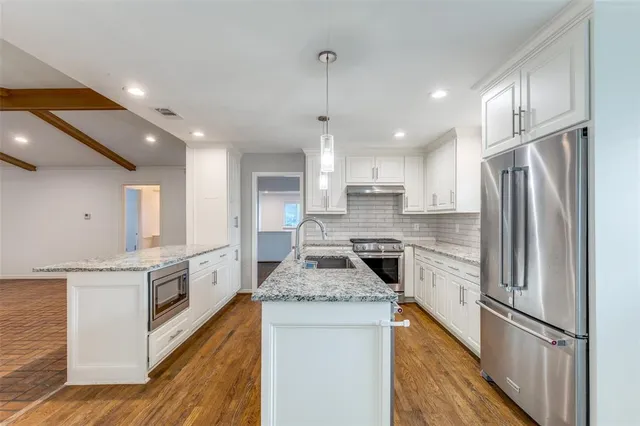 $4,800 | 6201 Worth Street, Dallas, TX 75214