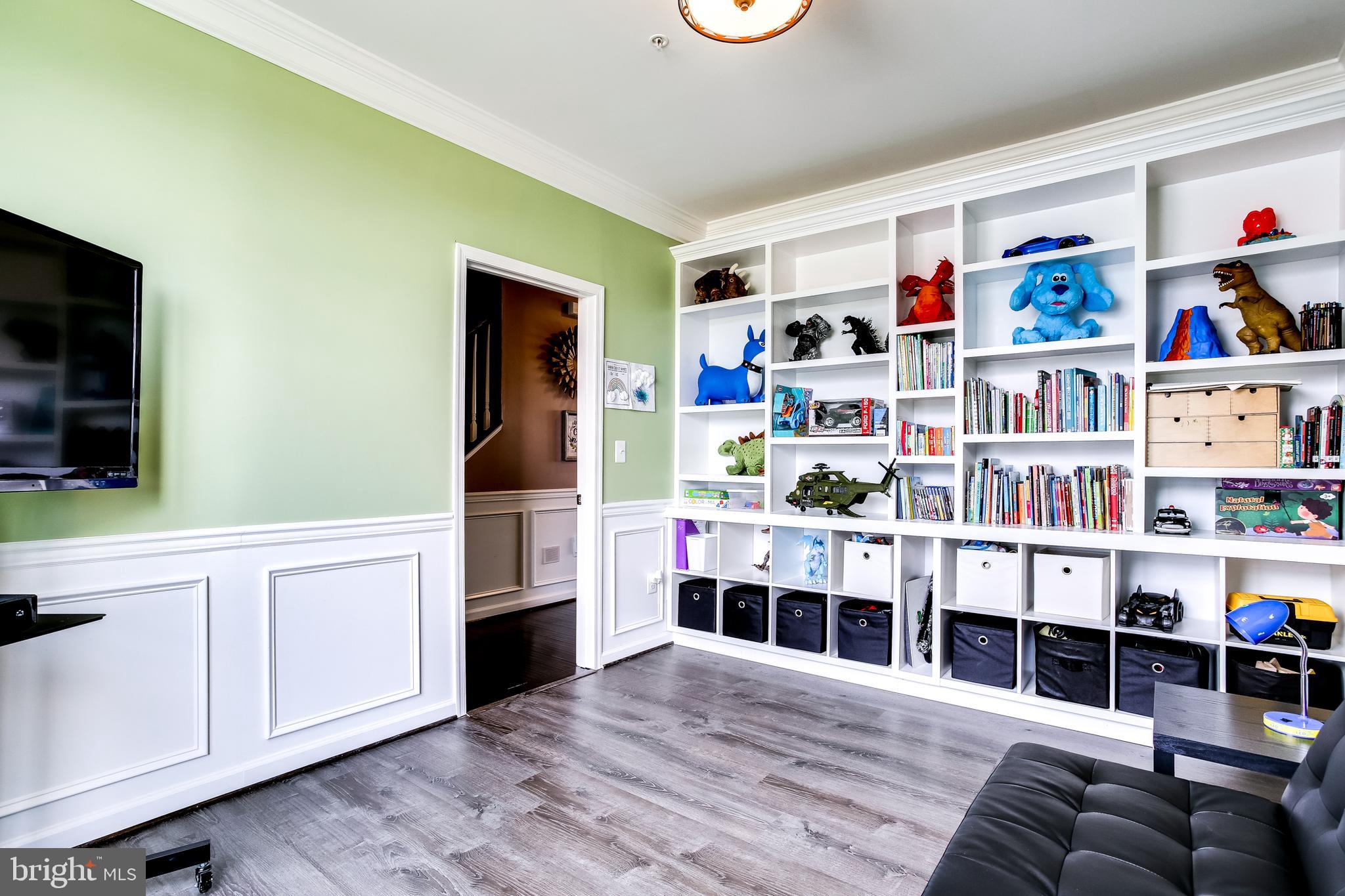 8208 Meadowood Drive Hanover, MD 21076 - Photo 14 of 46 Main level Bedroom
