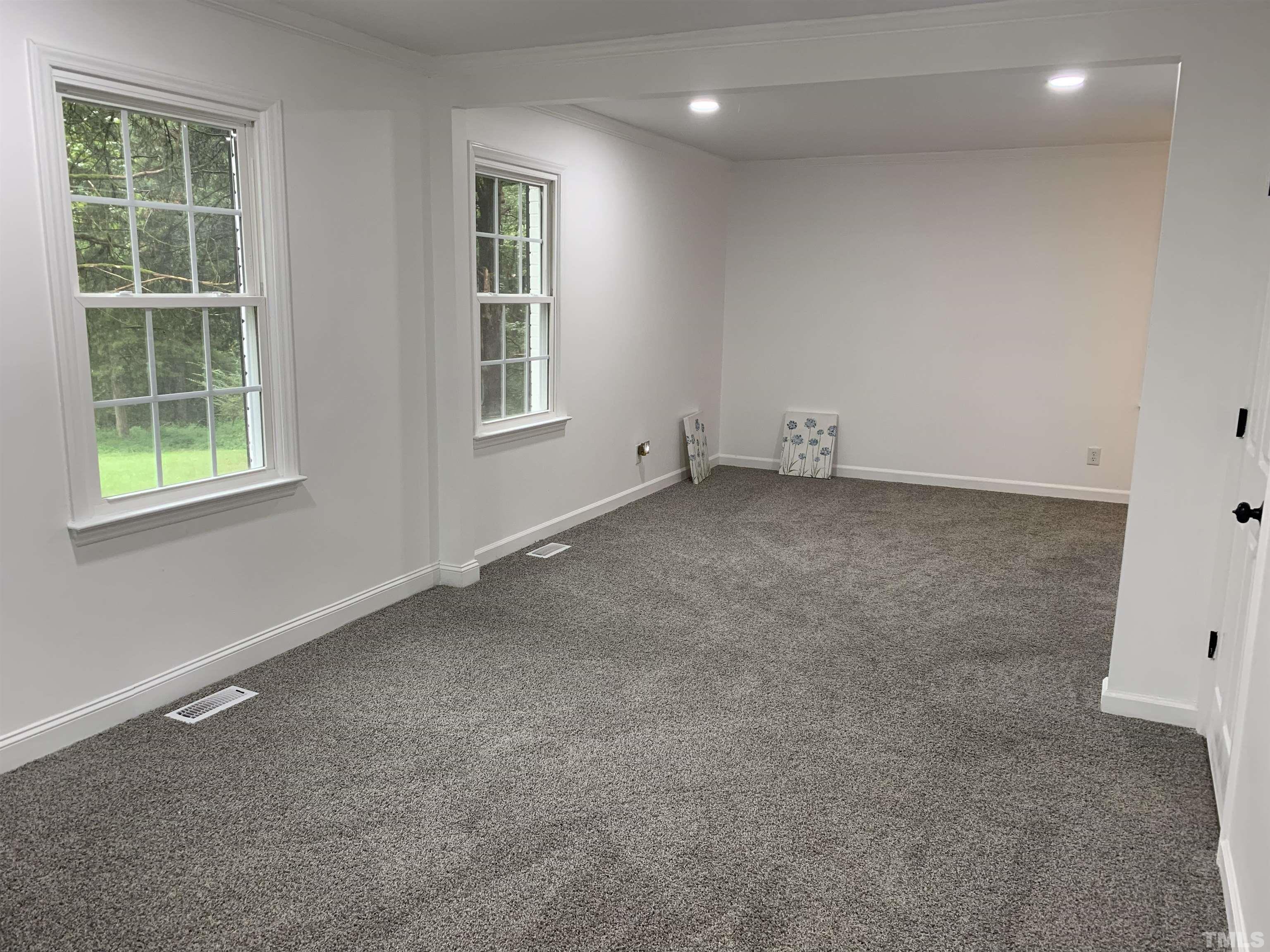 220 Evans Road Henderson, NC 27537 - Photo 14 of 26 Gallery Image 14