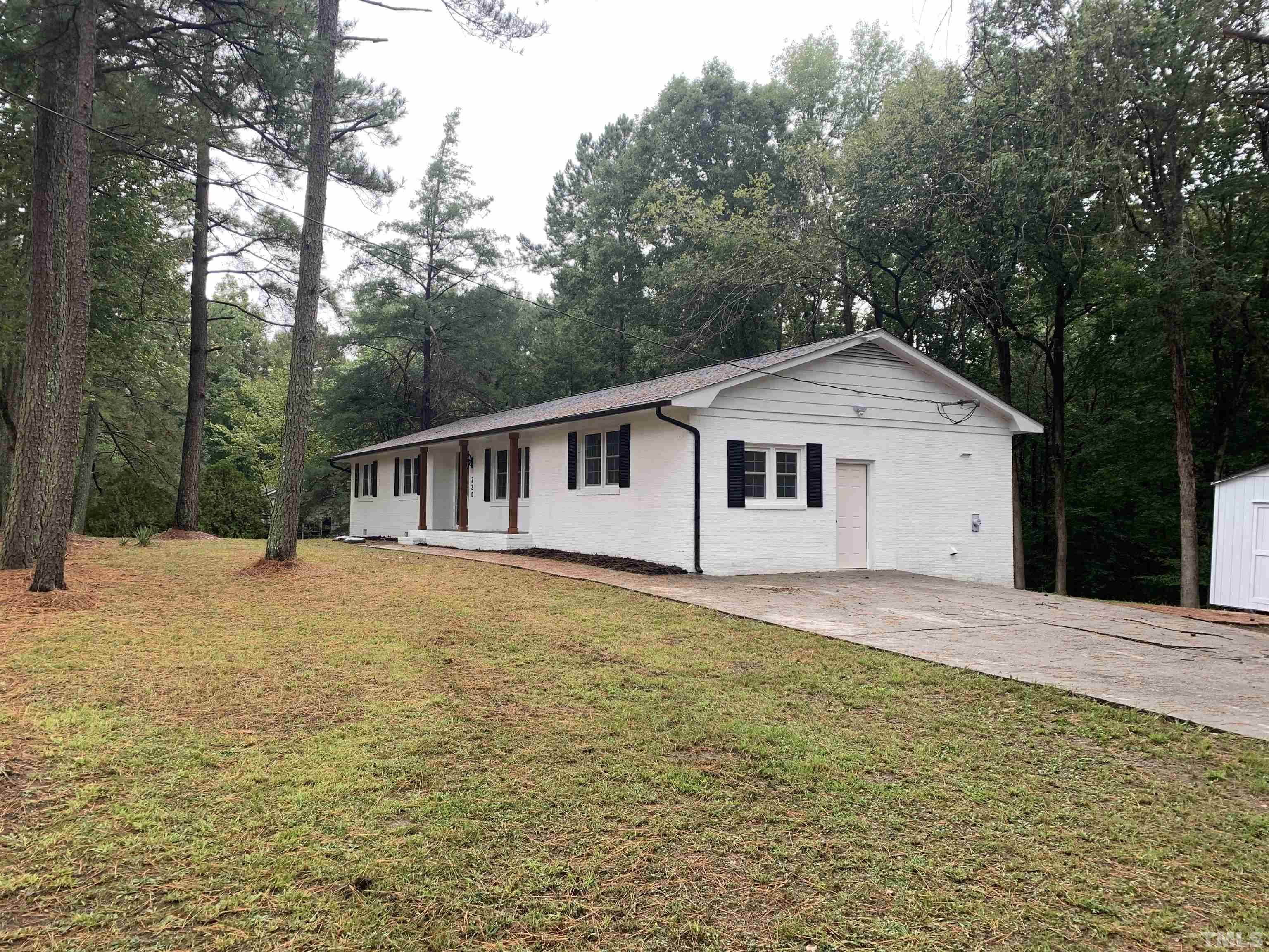 220 Evans Road Henderson, NC 27537 - Photo 3 of 26 Gallery Image 3