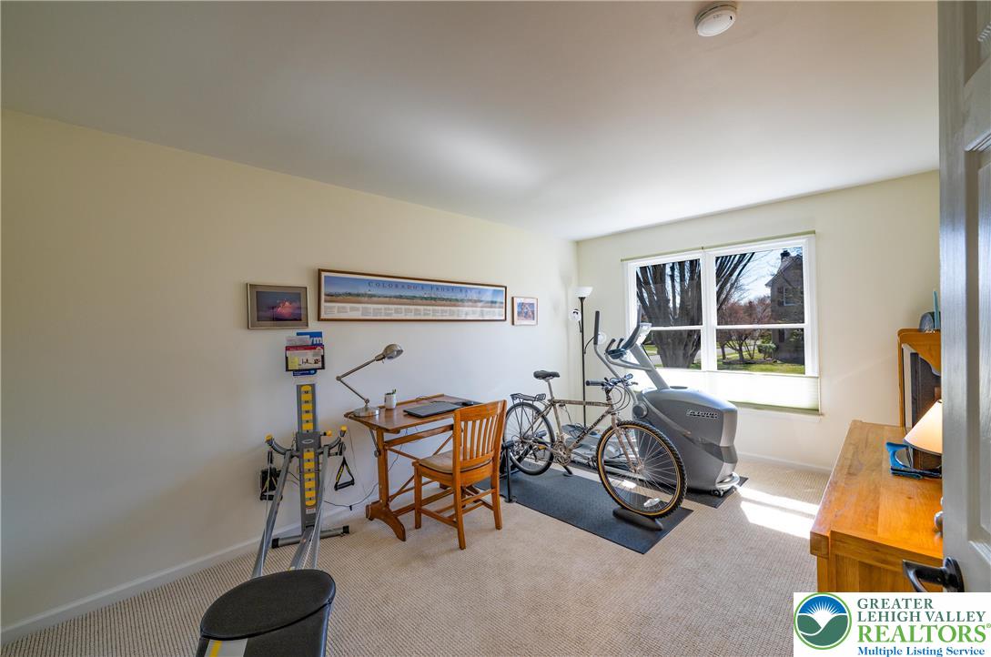 4075 Ross Road Bethlehem, PA 18020 - Photo 47 of 61 Gallery Image 47