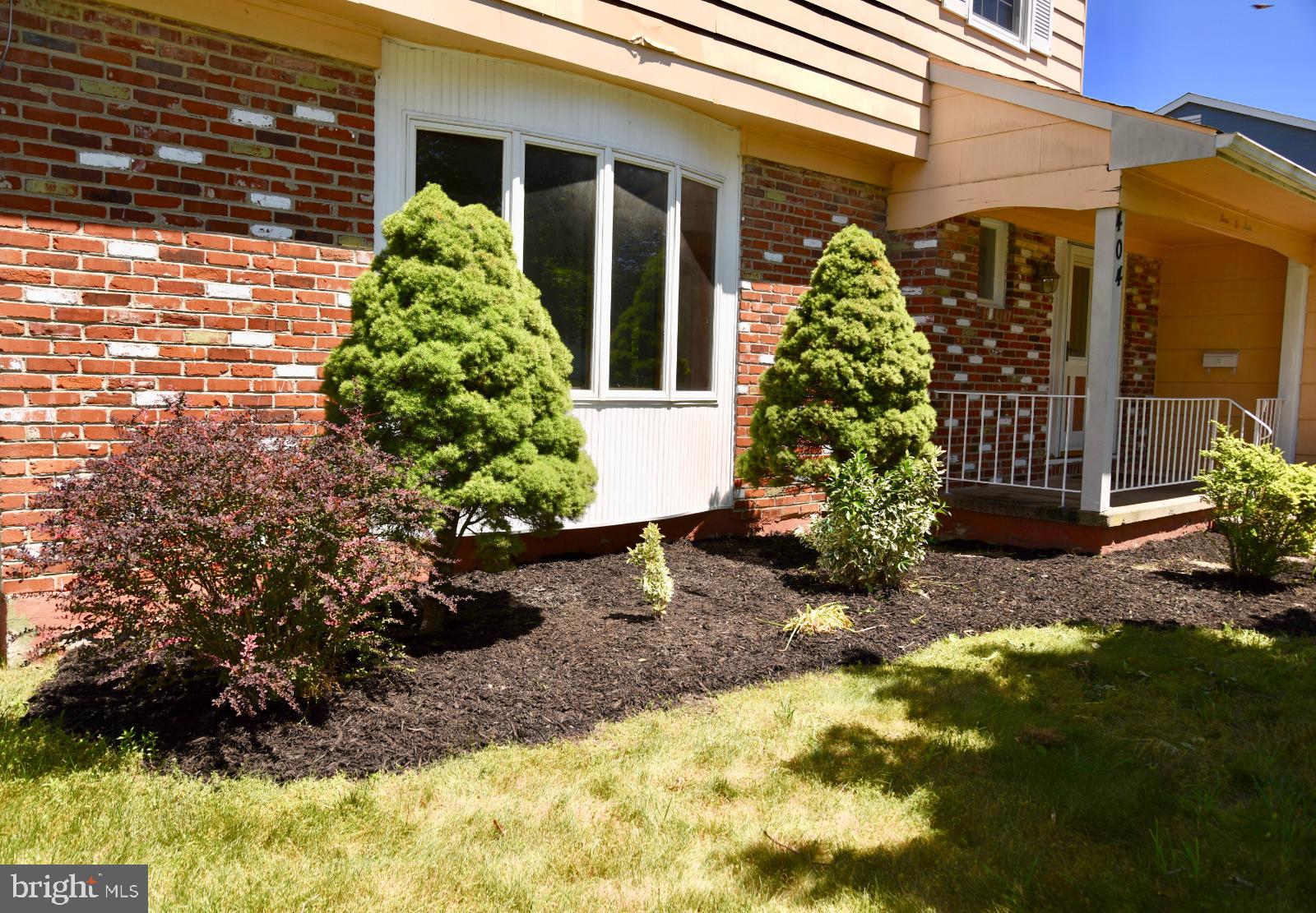 404 Jamestown Road Beverly, NJ 08010 - Photo 3 of 24