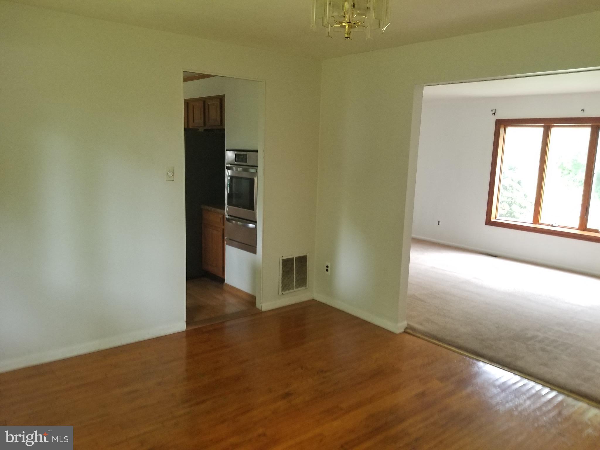 404 Jamestown Road Beverly, NJ 08010 - Photo 6 of 24