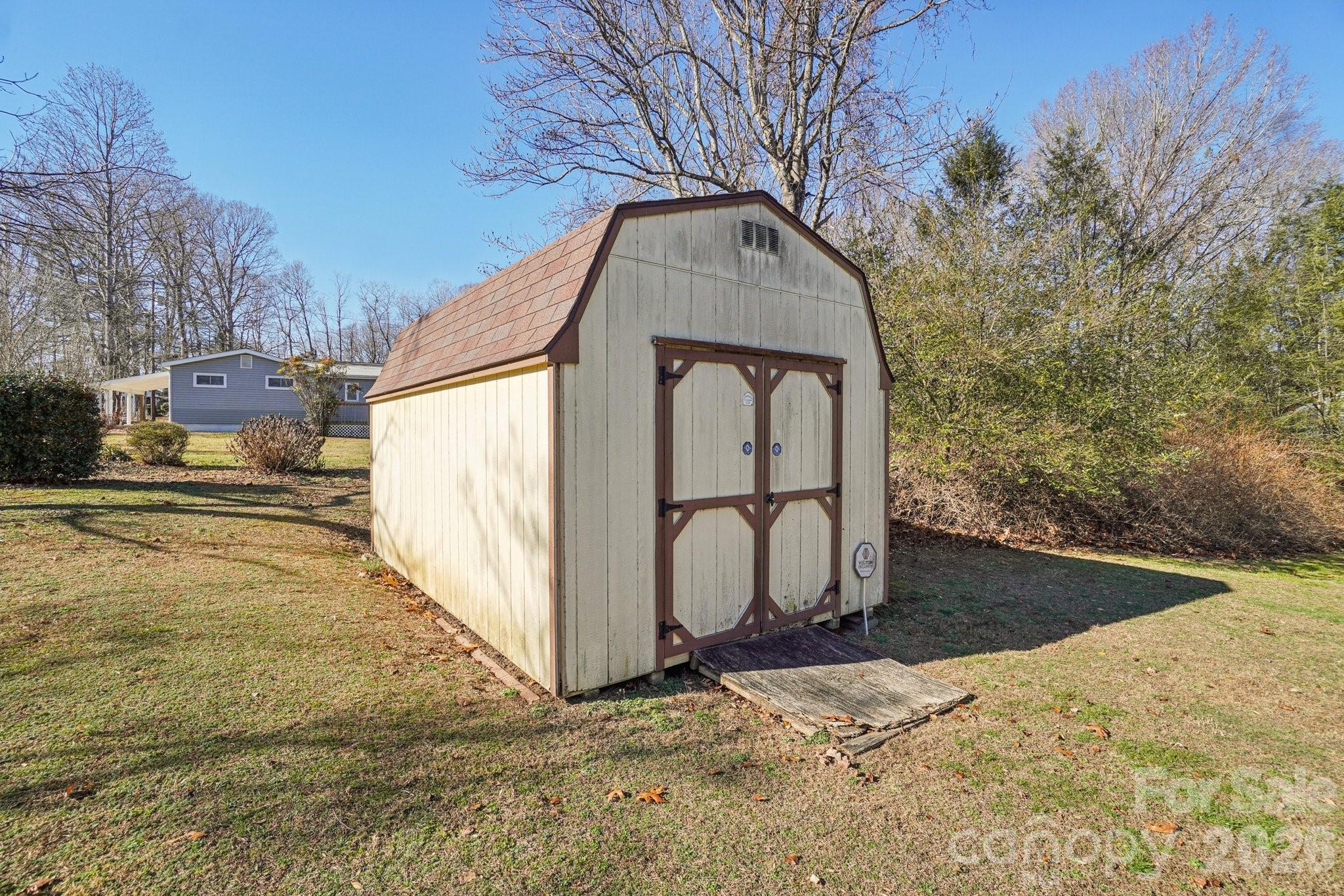 511 Oak Grove Road Flat Rock, NC 28731 - Photo 36 of 38 a view of back yard of the house