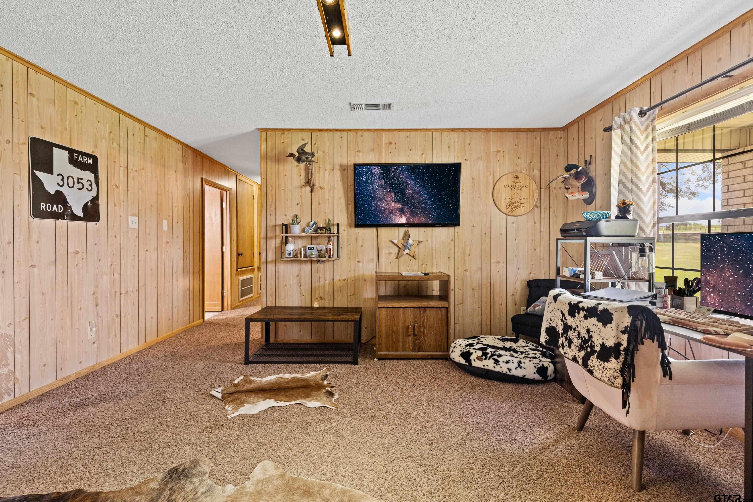 10929 County Road 41 Tyler, TX 75706 - Photo 14 of 48