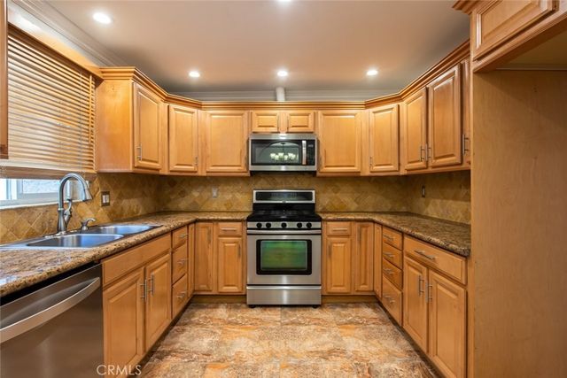 $687,000 | 537 West Stocker Street, Unit 5, Glendale, CA 91202