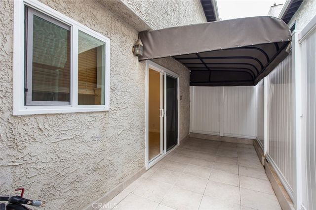 $687,000 | 537 West Stocker Street, Unit 5, Glendale, CA 91202