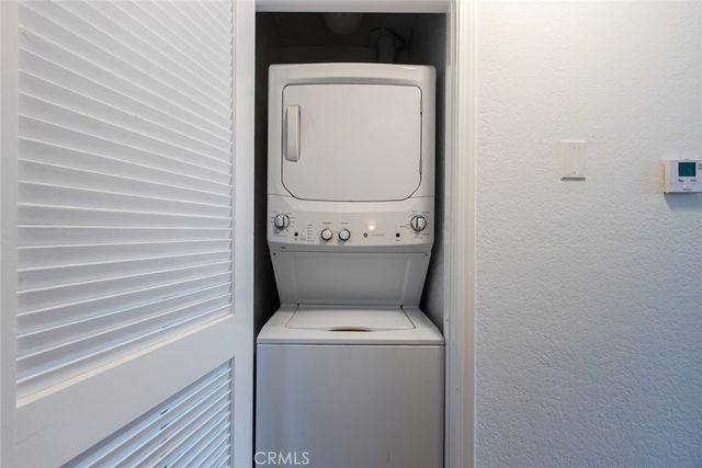 $687,000 | 537 West Stocker Street, Unit 5, Glendale, CA 91202