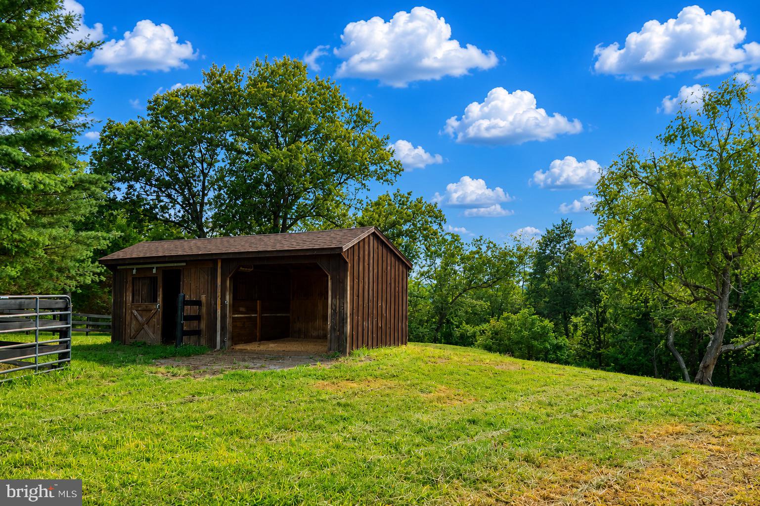 20341 Unison Road Round Hill, VA 20141 - Photo 43 of 62 Gallery Image 43