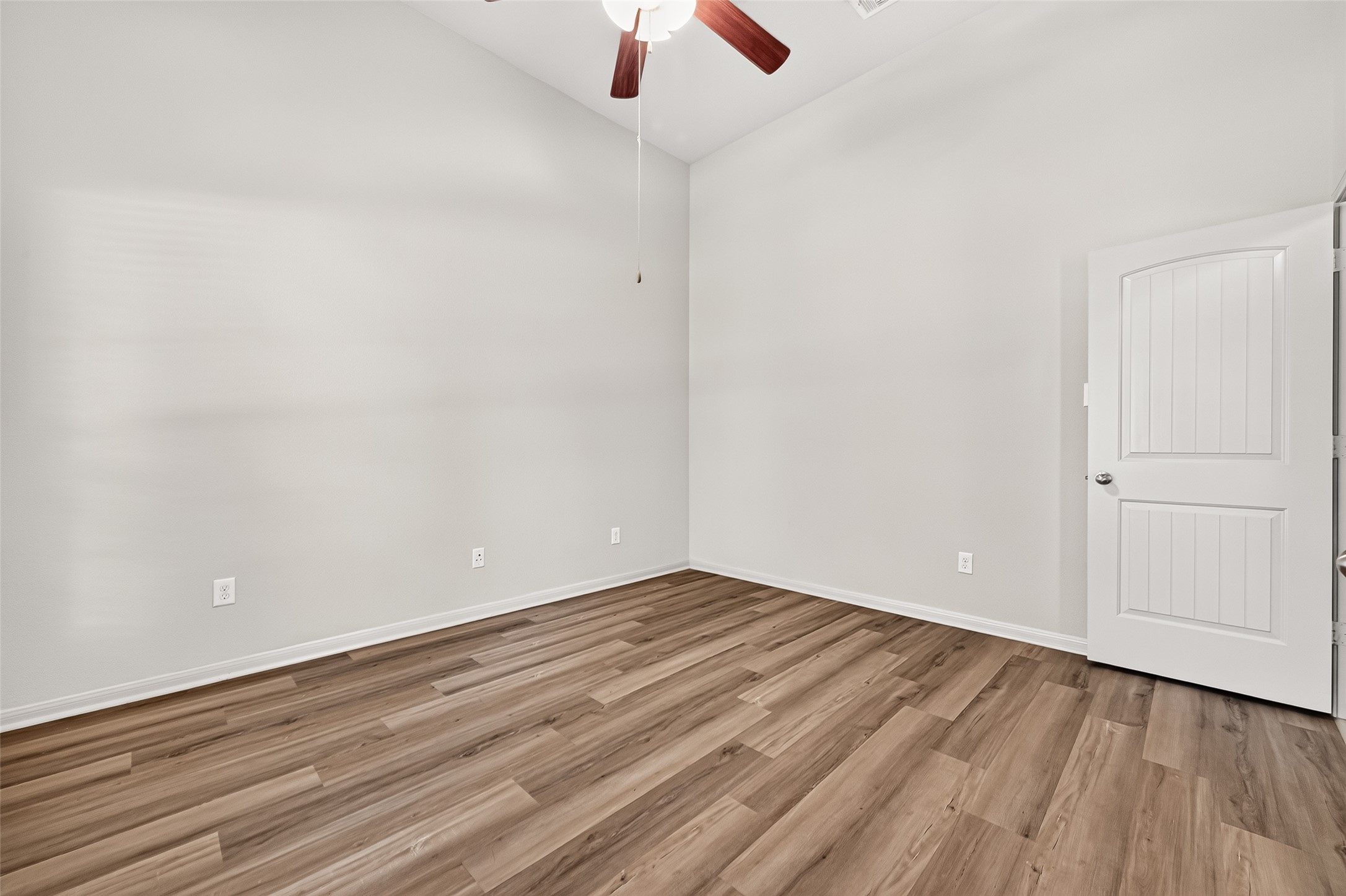 9214 Cavalier Lane Rosenberg, TX 77469 - Photo 7 of 37