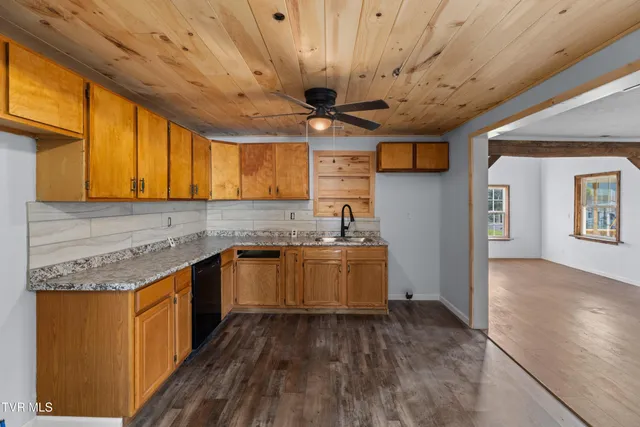 $224,900 | 150 Newman Street, Sneedville, TN 37869