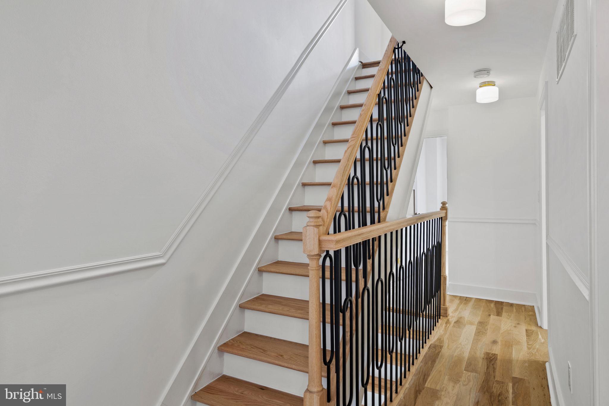 914 Fernon Street Philadelphia, PA 19148 - Photo 20 of 40 a view of entryway with wooden floor