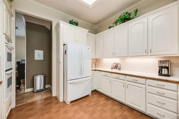 $2,500 | 8911 Hickory Hill Drive, Granbury, TX 76049