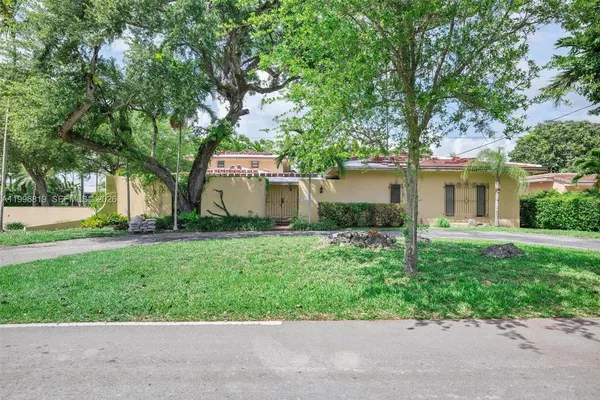 $1,800,000 | 1545 Cantoria Avenue, Coral Gables, FL 33146