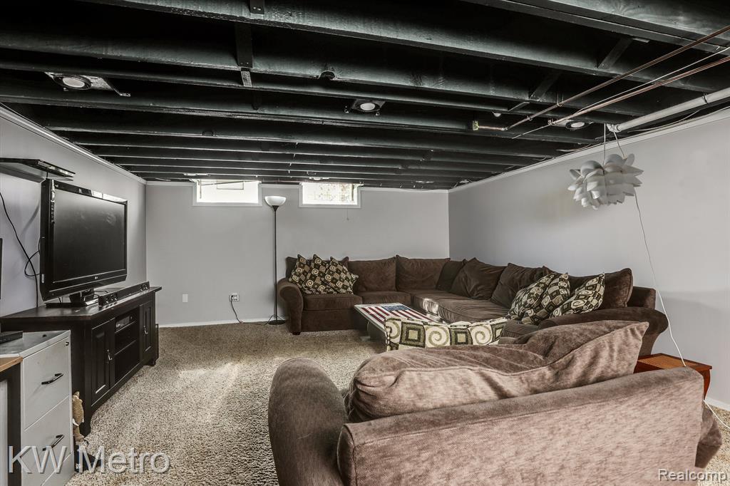 1108 West 12 Mile Road Royal Oak, MI 48073 - Photo 23 of 28