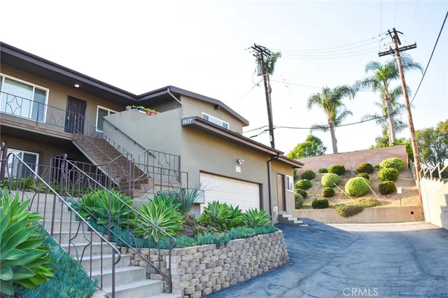 $2,495 | 1637 West Malvern Avenue, Unit 7, Fullerton, CA 92833