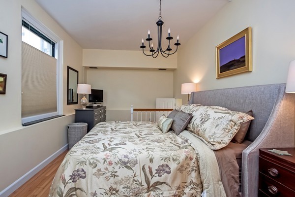 235 State Street, Unit 306 Springfield, MA 01103 - Photo 12 of 28 Gallery Image 12