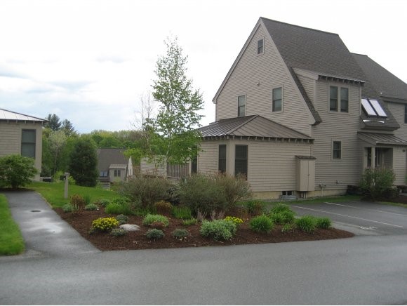 25 Otter Road, Unit A Hartford, VT 05059 - Photo 1 of 1 Gallery Image 1