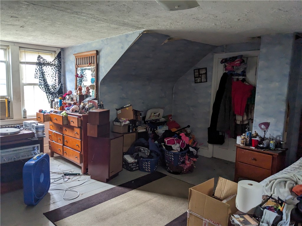 191 Hartford Pike Foster, RI 02825 - Photo 11 of 12