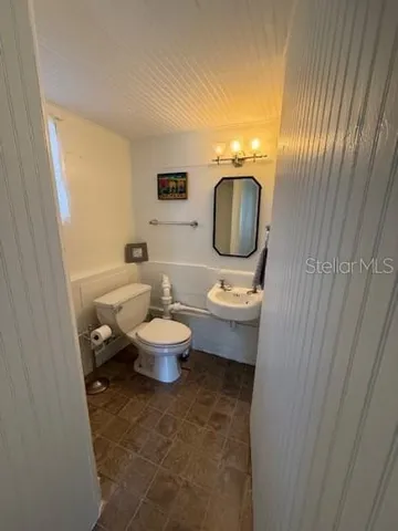 $2,500 | 350 Desoto Avenue, De Leon Springs, FL 32130