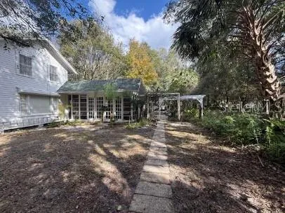 $2,500 | 350 Desoto Avenue, De Leon Springs, FL 32130