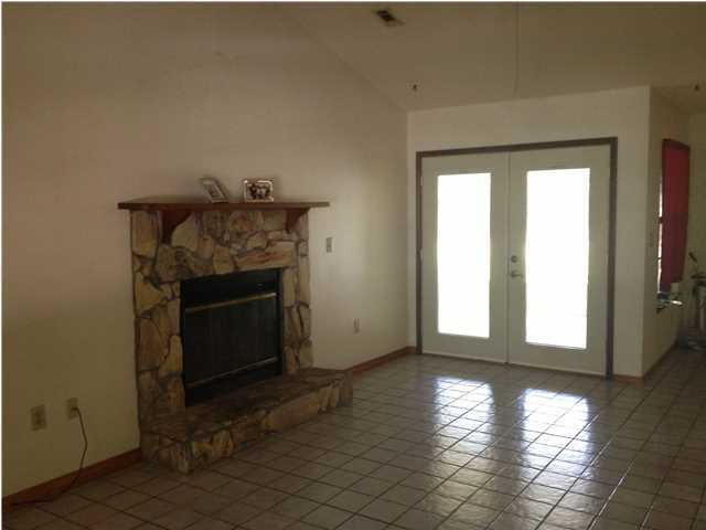 6178 Garden City Road Crestview, FL 32539 - Photo 6 of 14 a view of a livingroom with a fireplace