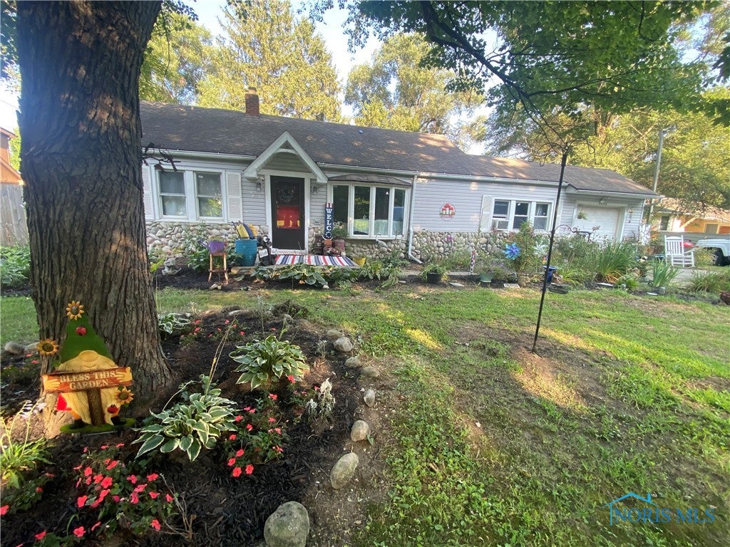 4806 Vineyard Road Toledo, OH 43623 - Photo 1 of 27 Gallery Image 1