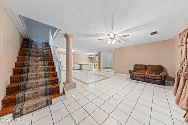 $1,900 | 301 Fairway Boulevard, Panama City Beach, FL 32413