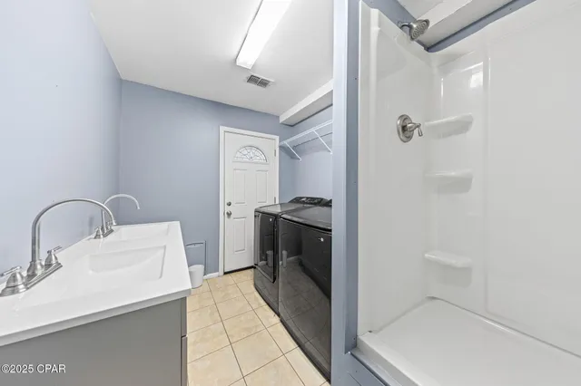 $2,200 | 301 Fairway Boulevard, Panama City Beach, FL 32413