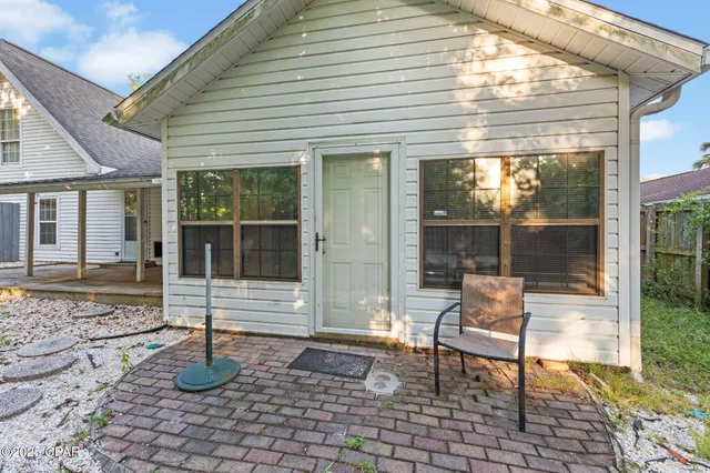 $2,200 | 301 Fairway Boulevard, Panama City Beach, FL 32413