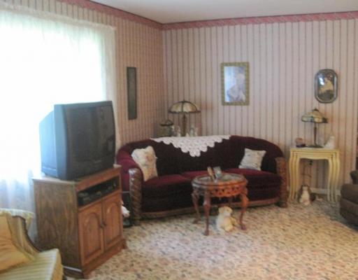 650 Dutch Ridge Road Beaver, PA 15009 - Photo 3 of 18 Living Room.