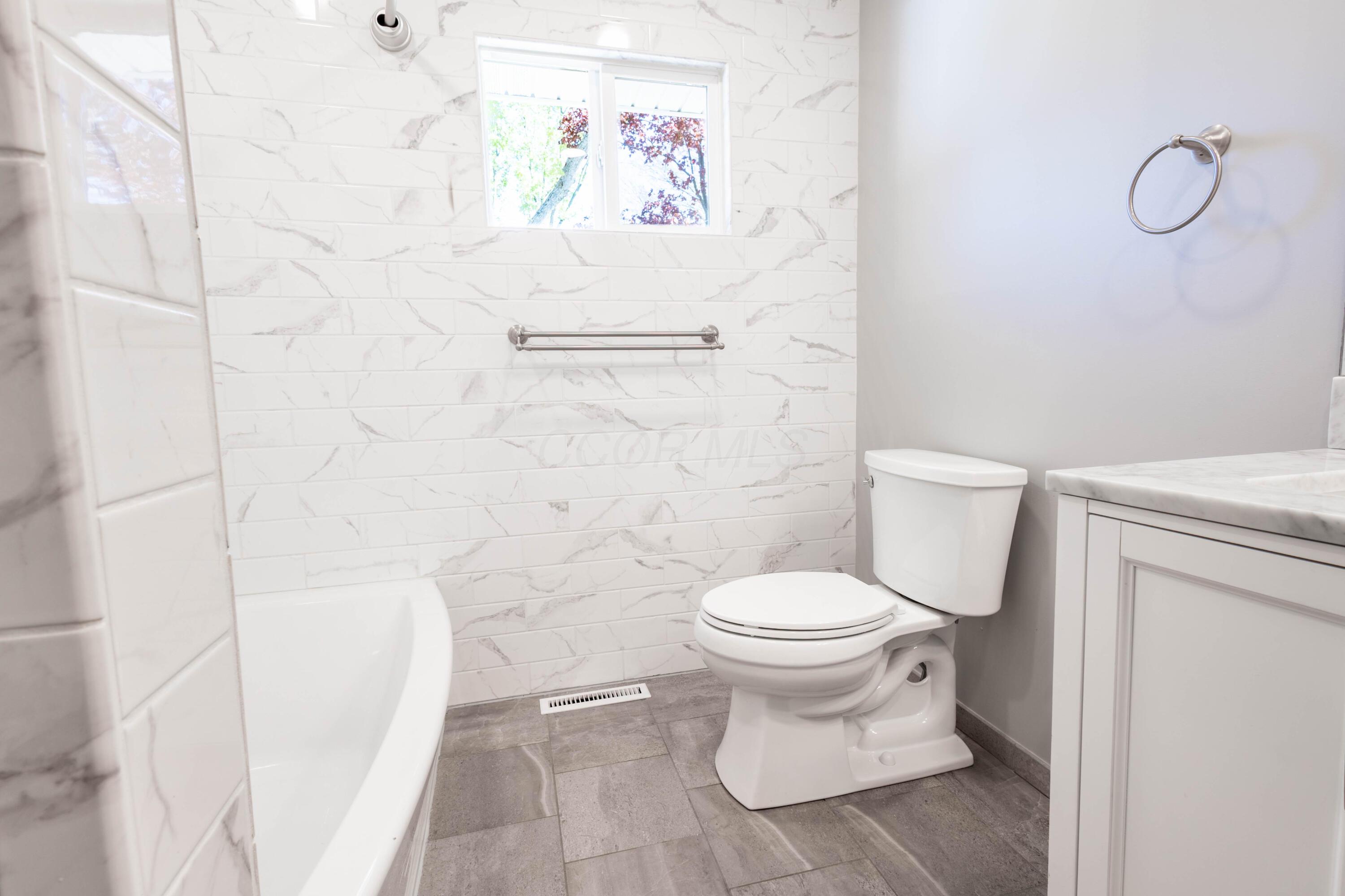 384 Cherrington Road Westerville, OH 43081 - Photo 40 of 69 CT6A7111-HDR