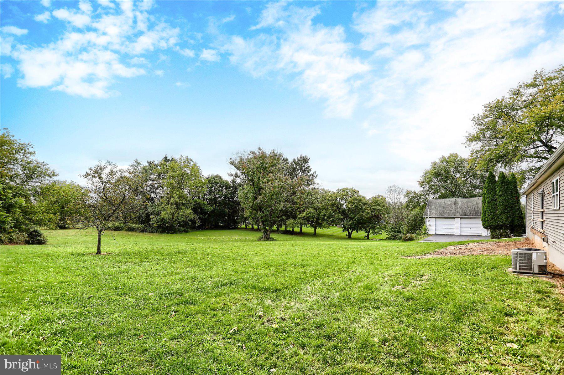 7621 Jonestown Road Harrisburg, PA 17112 - Photo 45 of 69 Rear