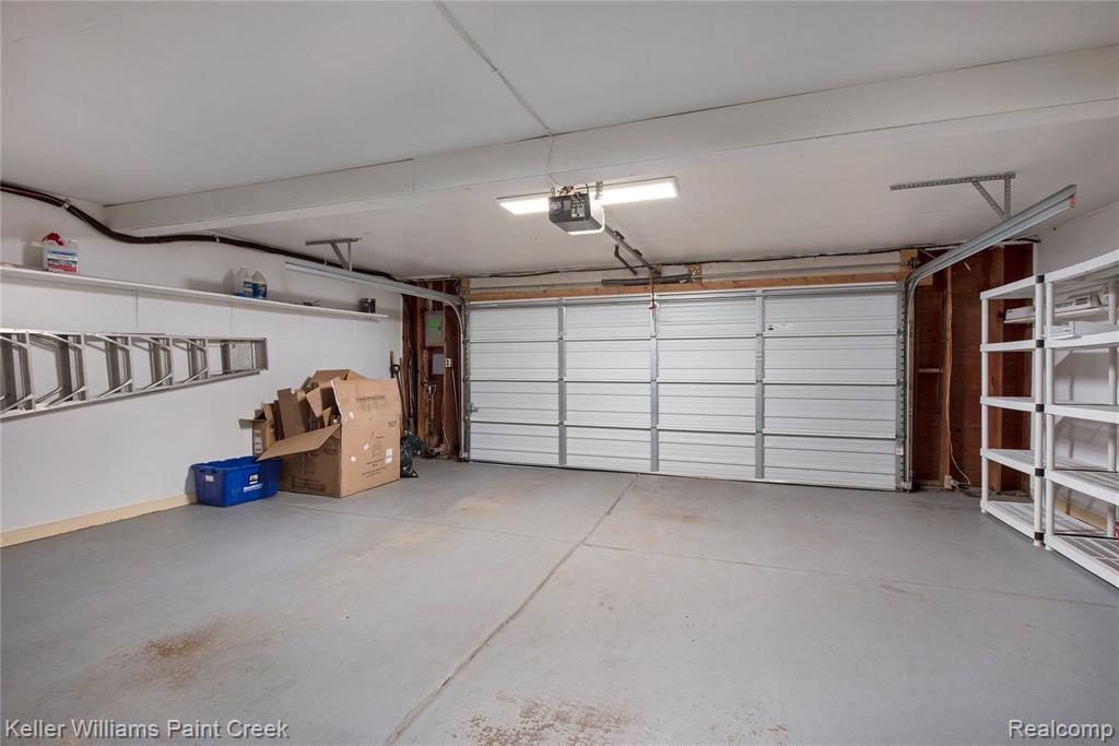 1397 Paddle Wheel Lane Rochester Hills, MI 48306 - Photo 23 of 28