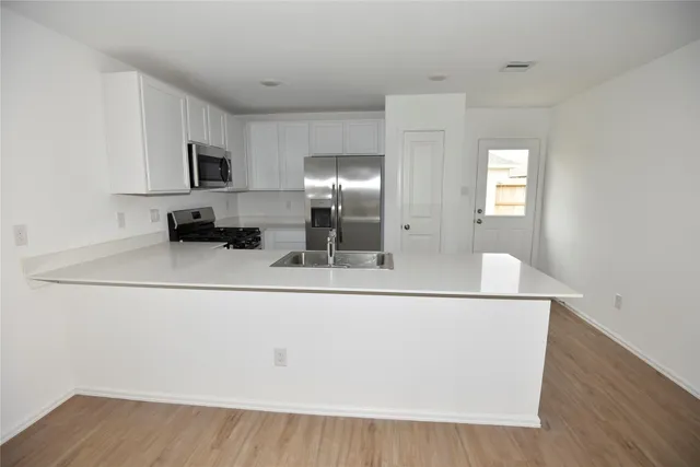 $1,750 | 10930 Bright Beacon Drive, Beasley, TX 77417