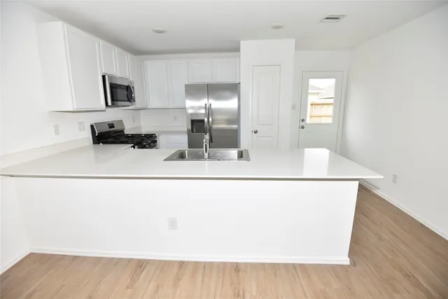 $1,750 | 10930 Bright Beacon Drive, Beasley, TX 77417