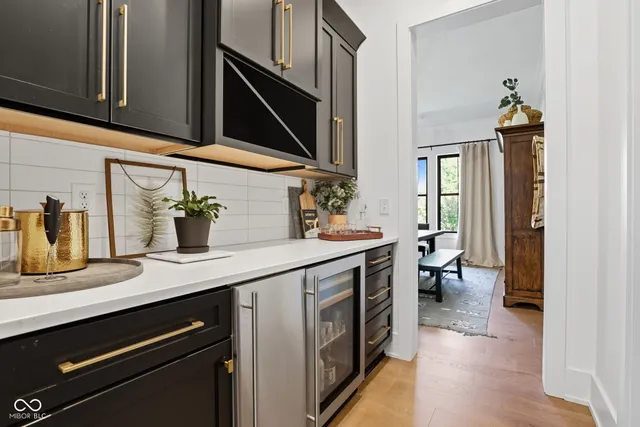 $2,350,000 | 16646 Southeastern Parkway, Fortville, IN 46040