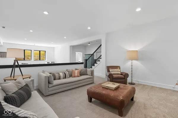 $2,290,000 | 16646 Southeastern Parkway, Fortville, IN 46040