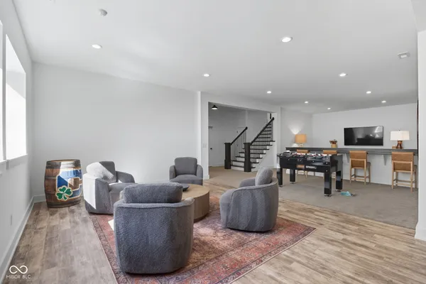 $2,290,000 | 16646 Southeastern Parkway, Fortville, IN 46040